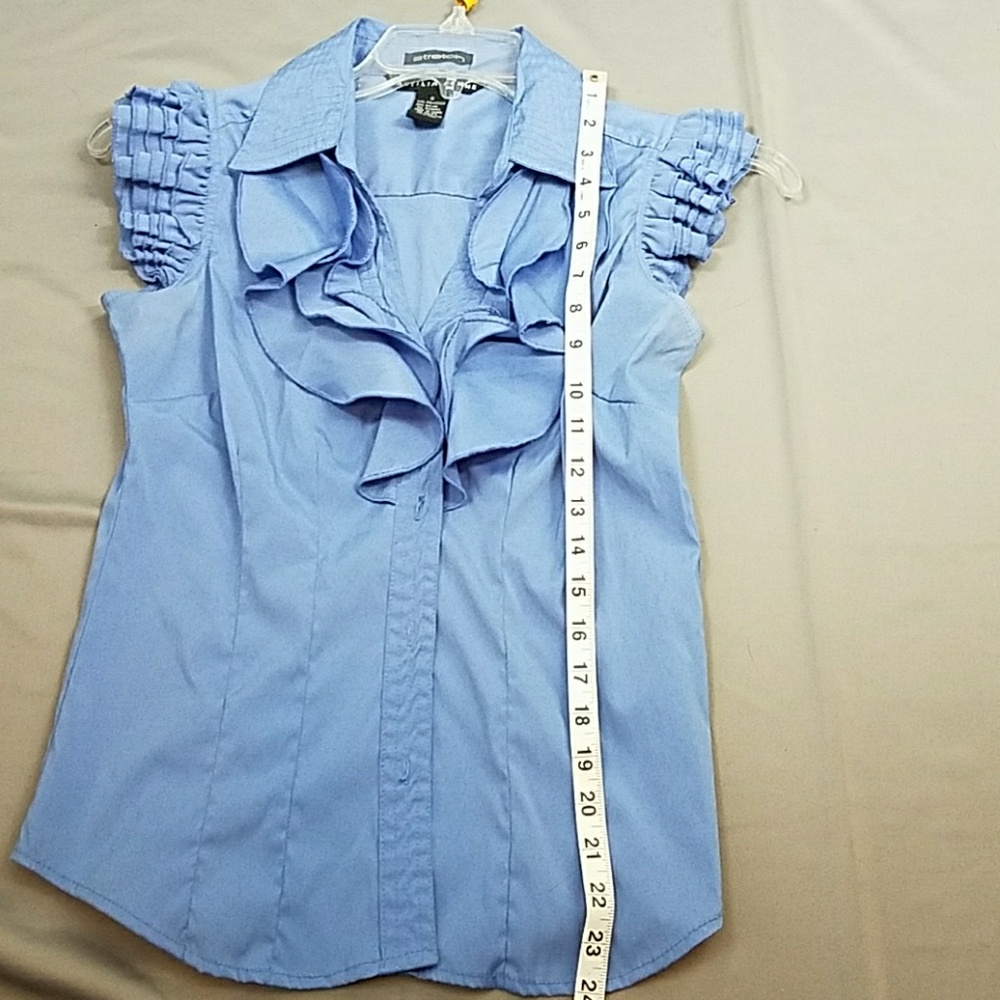 Antilia Femme Short Sleeve Button Down Blouse - Picture 3 of 4